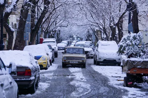 Snowfall 4K Wallpaper · winter · 3840×2560