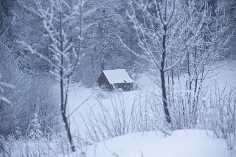 Fond d'écran Chalet d'Hiver 4K · winter · 3840×2560