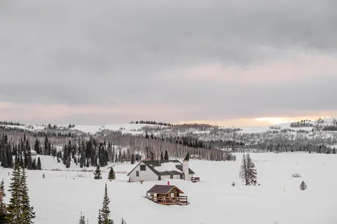 Kış Kulübesi 4K Duvar Kağıdı · winter · 3840×2560