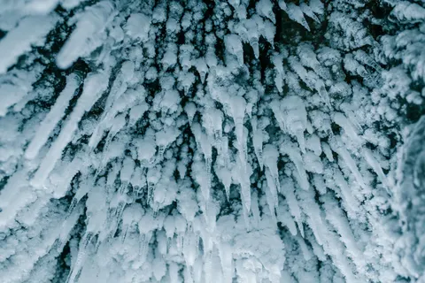 Frozen Waterfall 4K Wallpaper · nature · 3840×2560