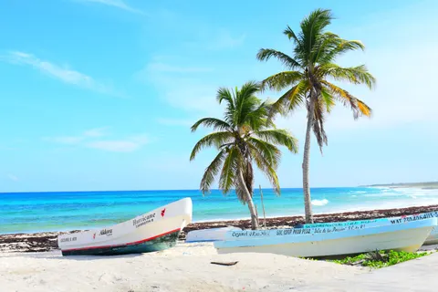 Tropical Paradise 4K Wallpaper · tropical · 3840×2560