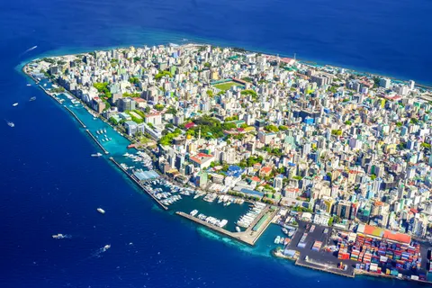 उष्णकटिबंधीय द्वीप 4K वॉलपेपर · tropical · 3840×2563