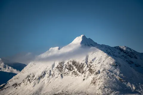 Snowy Mountain Peak 4K Wallpaper · mountains · 3840×2560