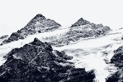Snowy Mountain Peak 4K Wallpaper · mountains · 3840×2560