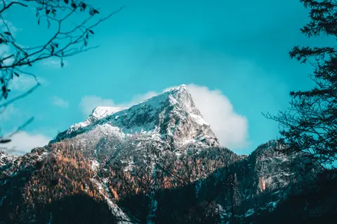 Snowy Mountain Peak 4K Wallpaper · mountains · 3840×2560