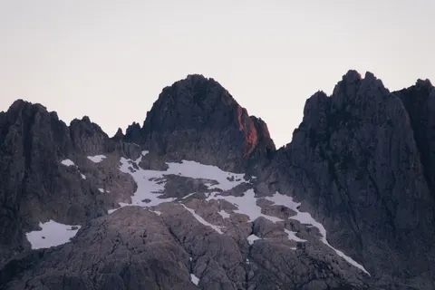Mountain Range 4K Wallpaper · mountains · 3840×2560