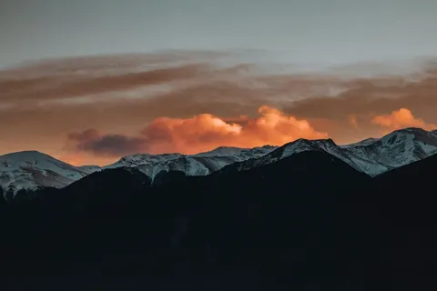 Mountain Range 4K Wallpaper · mountains · 3840×2560