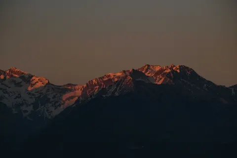 Mountain Range 4K Wallpaper · mountains · 3840×2560
