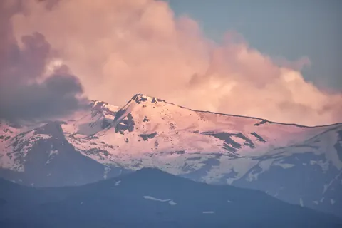 Mountain Range 4K Wallpaper · mountains · 3840×2560