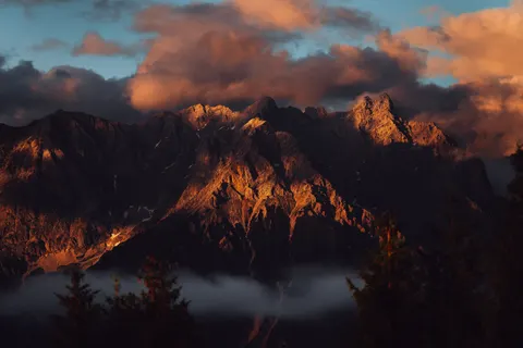 Mountain Range 4K Wallpaper · mountains · 3840×2561