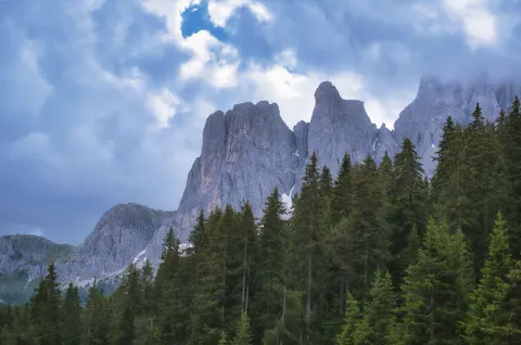 Dolomites 4K Wallpaper · mountains · 3840×2550