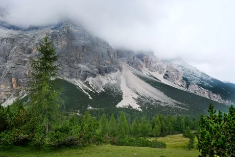 Dolomites 4K Wallpaper · mountains · 3840×2560