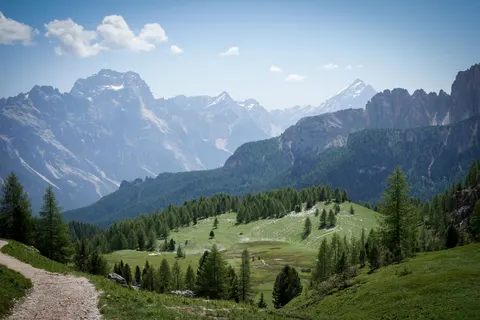 Dolomites 4K Wallpaper · mountains · 3840×2560