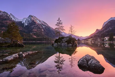 Mountain Lake 4K Wallpaper · mountains · 3840×2560