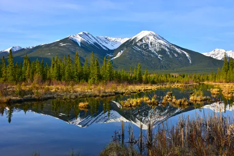 Mountain Lake 4K Wallpaper · mountains · 3840×2563
