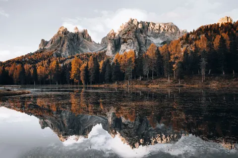 Mountain Lake 4K Wallpaper · mountains · 3840×2560
