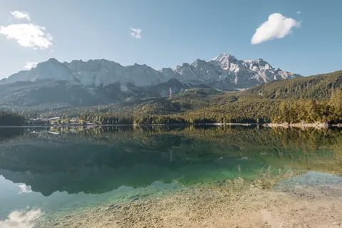 Mountain Lake 4K Wallpaper · mountains · 3840×2560