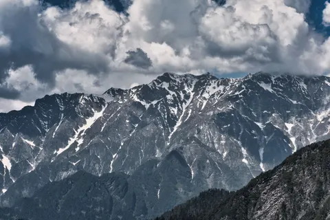 Himalayan Peaks 4K Wallpaper · mountains · 3840×2560
