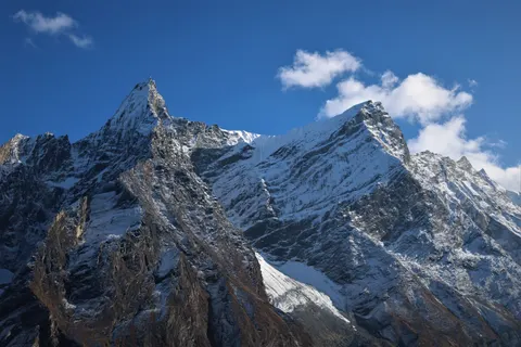 Himalayan Peaks 4K Wallpaper · mountains · 3840×2560