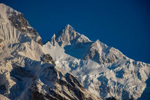 Himalayan Peaks 4K Wallpaper · mountains · 3840×2560