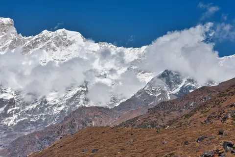 Himalayan Peaks 4K Wallpaper · mountains · 3840×2560