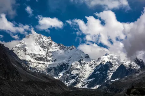 Himalayan Peaks 4K Wallpaper · mountains · 3840×2560