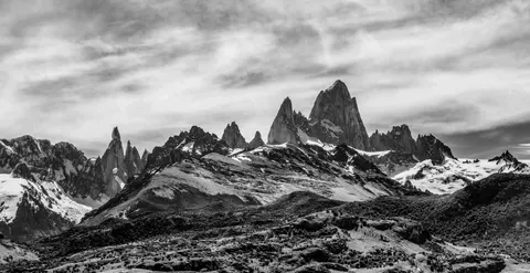 Patagonia 4K Wallpaper · mountains · 3840×1975