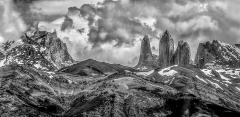 Patagonia 4K Wallpaper · mountains · 3840×1884