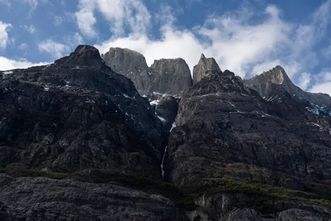 Patagonia 4K Wallpaper · mountains · 3840×2560