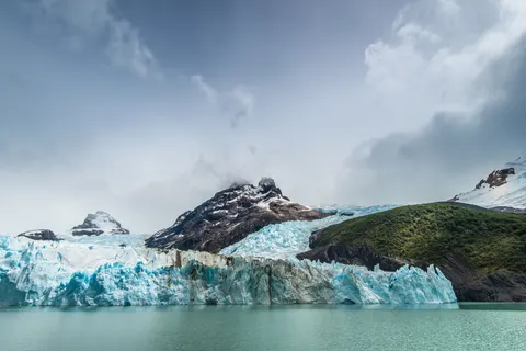 Patagonia 4K Wallpaper · mountains · 3840×2563