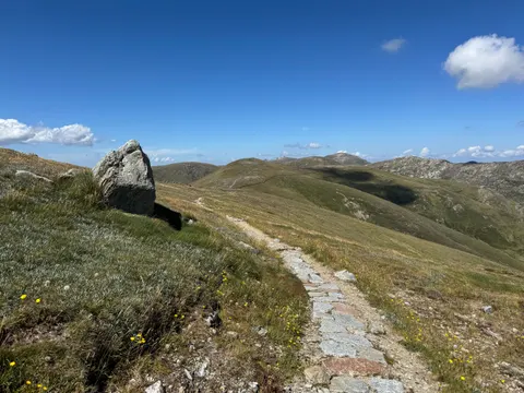 Mountain Trail 4K Wallpaper · mountains · 3840×2880