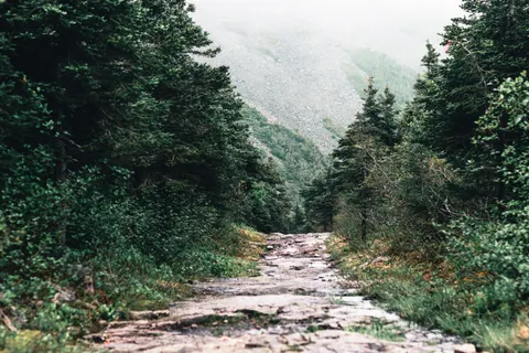 Mountain Trail 4K Wallpaper · mountains · 3840×2560