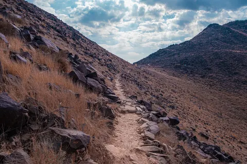Mountain Trail 4K Wallpaper · mountains · 3840×2560