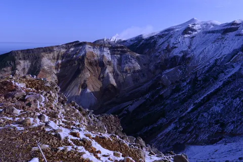 Volcanic Peak 4K Wallpaper · mountains · 3840×2563
