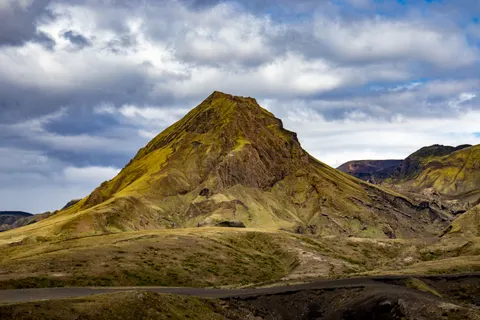Volcanic Peak 4K Wallpaper · mountains · 3840×2560