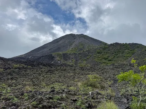 Volcanic Peak 4K Wallpaper · mountains · 3840×2880