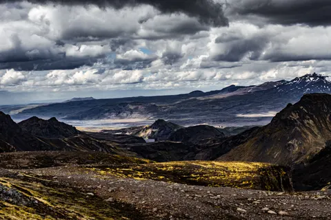 Volcanic Peak 4K Wallpaper · mountains · 3840×2560