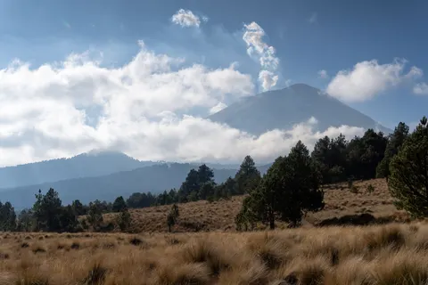 Volcanic Peak 4K Wallpaper · mountains · 3840×2560