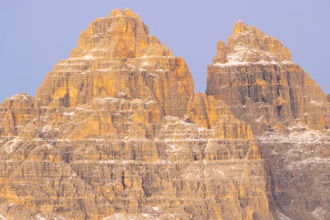 Golden Peak 4K Wallpaper · mountains · 3840×2560