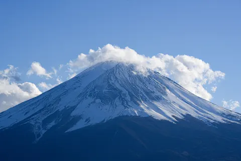 Mount Fuji 4K Wallpaper · mountains · 3840×2560