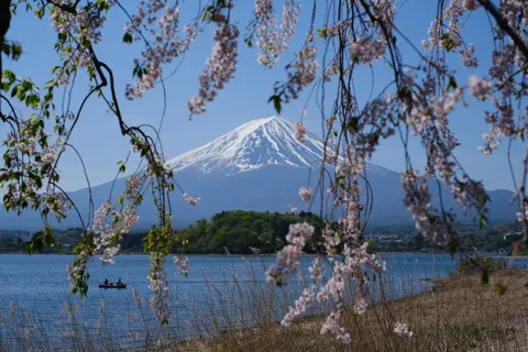 Mount Fuji 4K Wallpaper · mountains · 3840×2560