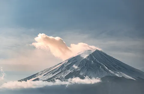 Mount Fuji 4K Wallpaper · mountains · 3840×2515
