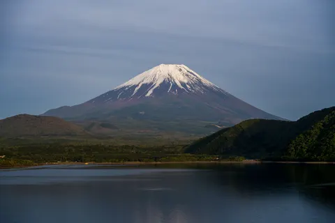 Mount Fuji 4K Wallpaper · mountains · 3840×2560
