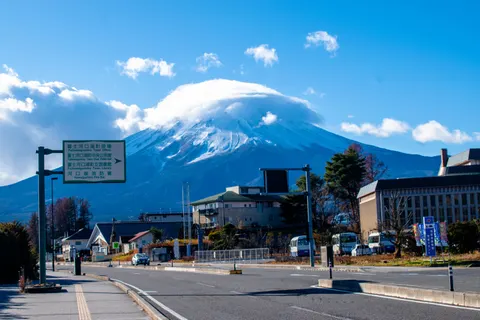 Mount Fuji 4K Wallpaper · mountains · 3840×2560