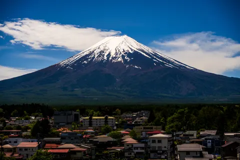 Mount Fuji 4K Wallpaper · mountains · 3840×2560
