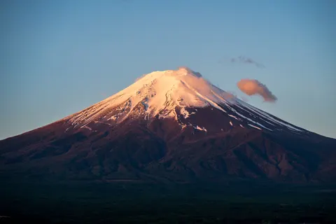 Mount Fuji 4K Wallpaper · mountains · 3840×2560