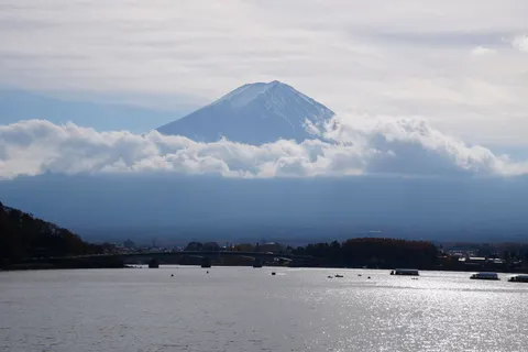 Mount Fuji 4K Wallpaper · mountains · 3840×2560