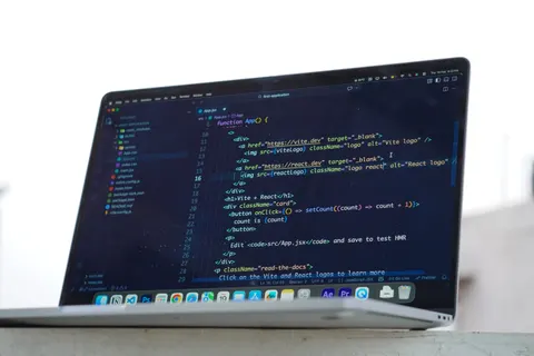 Fond d'écran Écran de code 4K · technology · 3840×2560