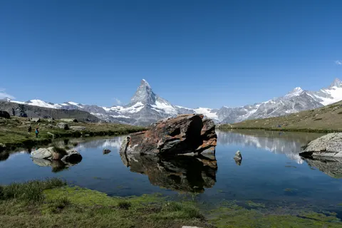 Wallpaper Pegunungan 4K · mountains · 3840×2558