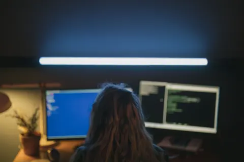 Code Screen 4K Wallpaper · technology · 3840×2560